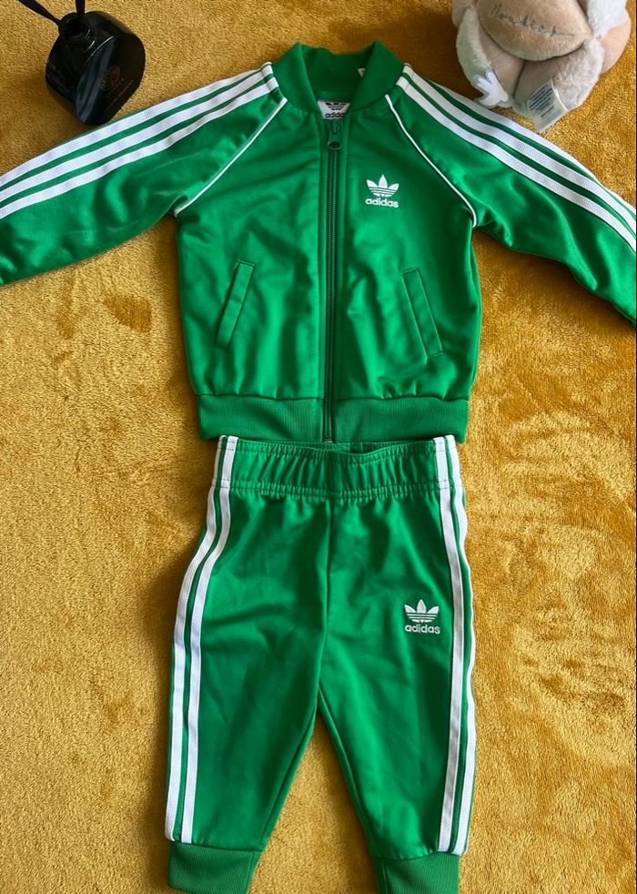 Ensemble jogging adidas bébé