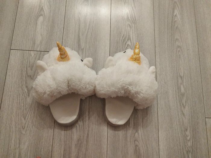 Chaussons licorne 🦄 - photo numéro 2