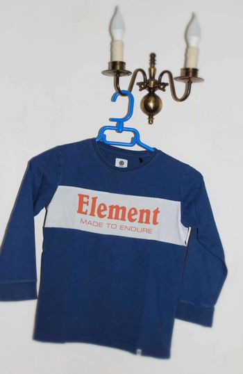 tee  shirt