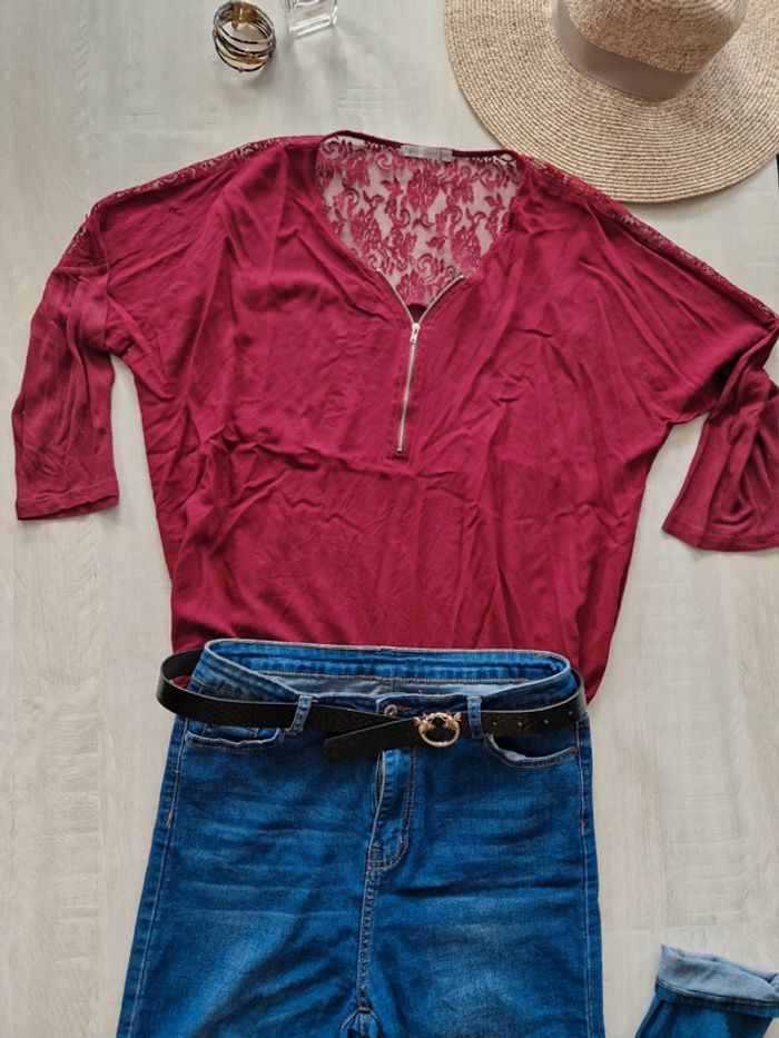 Blouse rouge dos dentelles