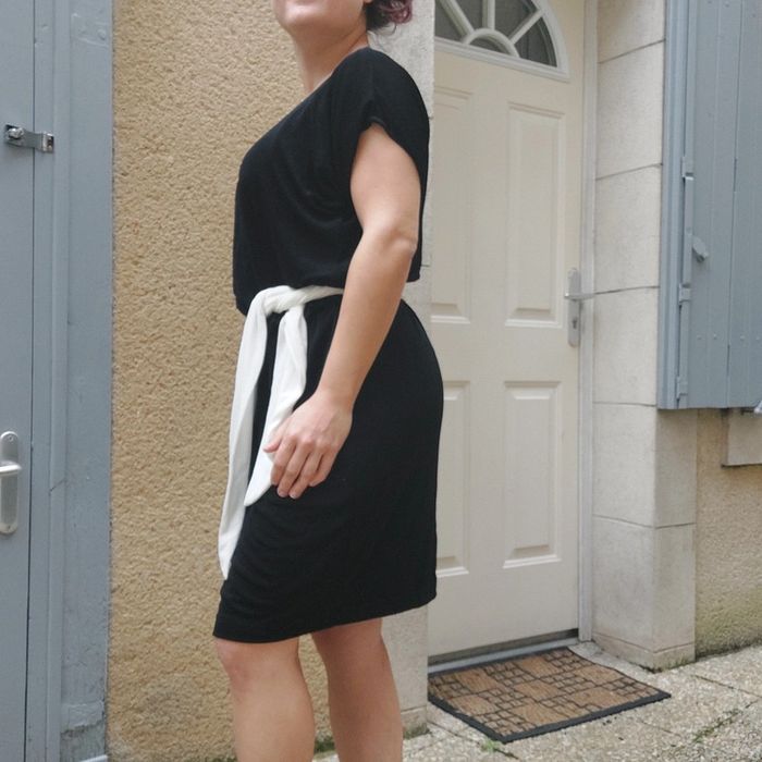 Robe élégante neuve XL - photo numéro 2