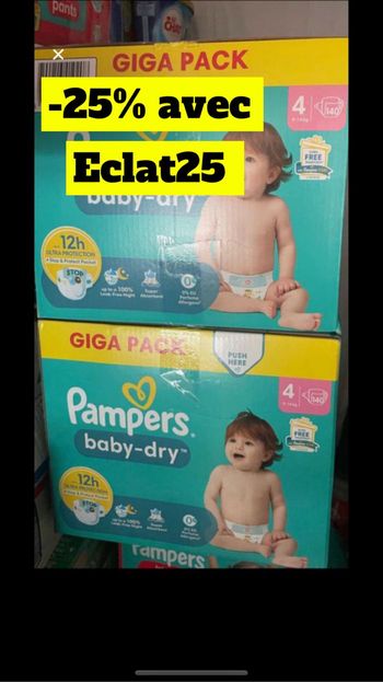 Deux Giga pack de couches taille 4