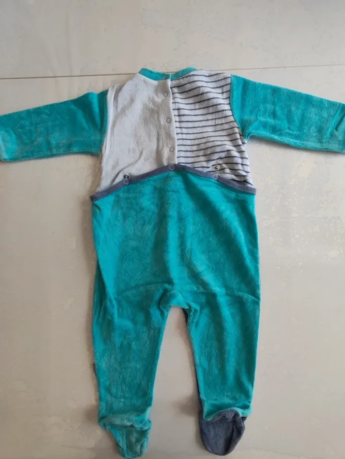 Gros lot pyjama velours hiver chaud 18 mois - photo numéro 7