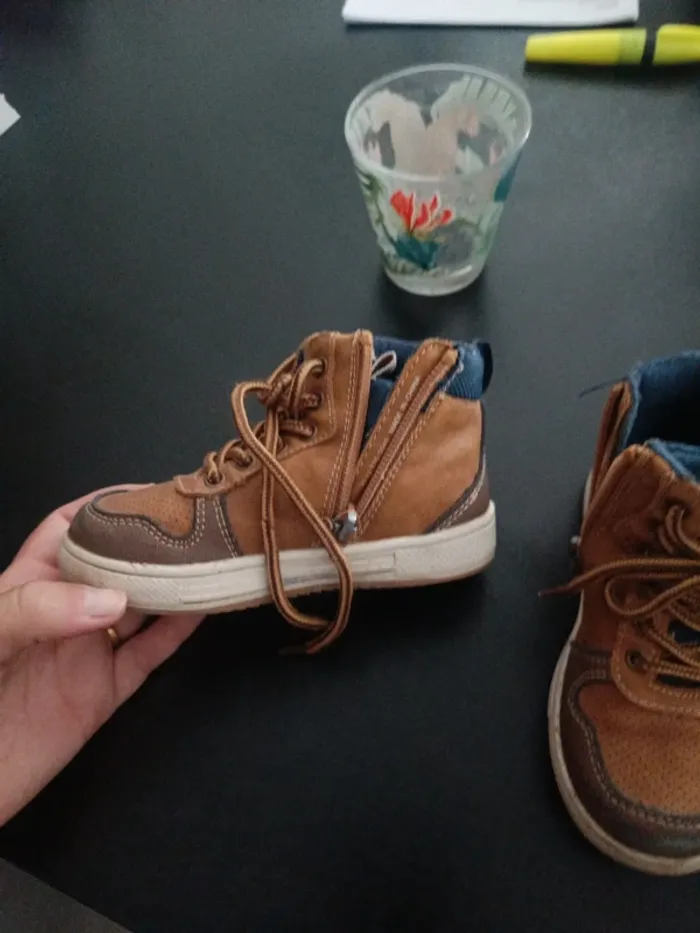 Chaussure montante enfant taille 24 - photo numéro 4