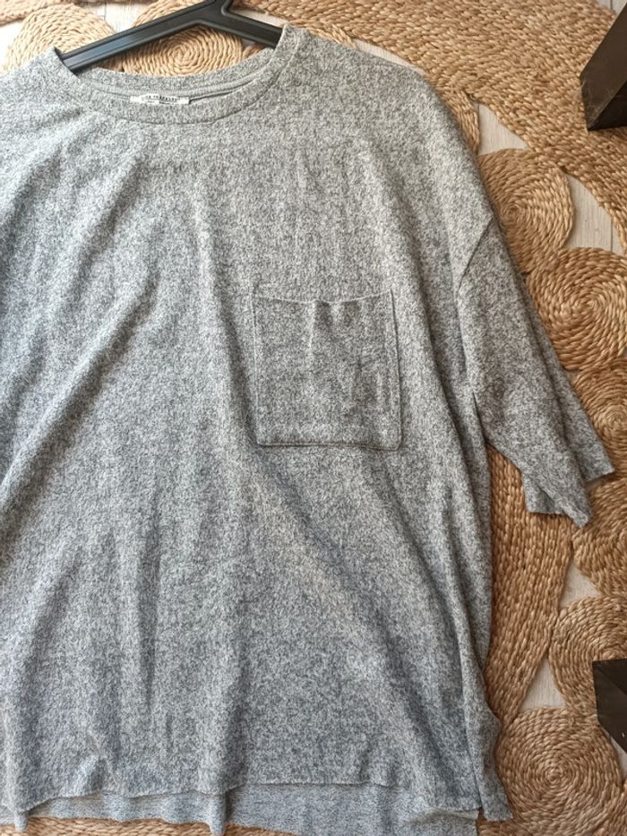Pull manches 3/4 gris chiné toucher doux Zara Taille S En très bon état