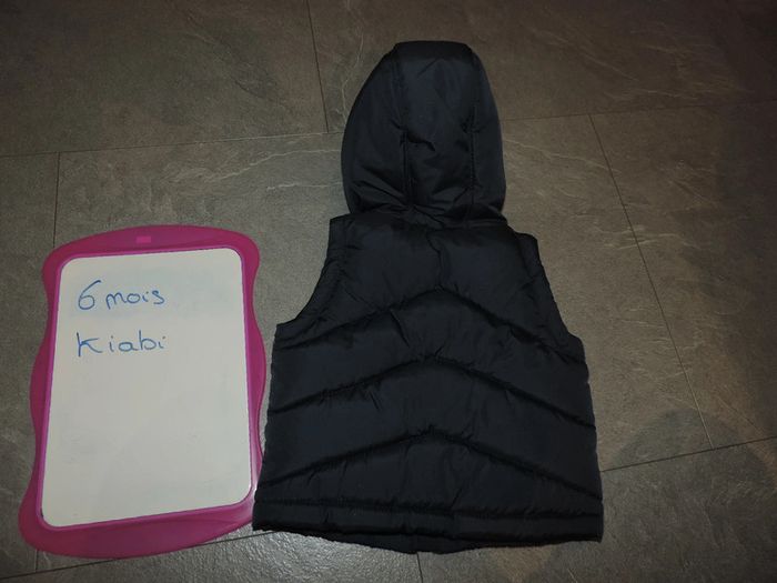 veste sans manche kiabi taille 6 mois neuf - photo numéro 2