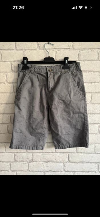 Short c&a taille 12 ans