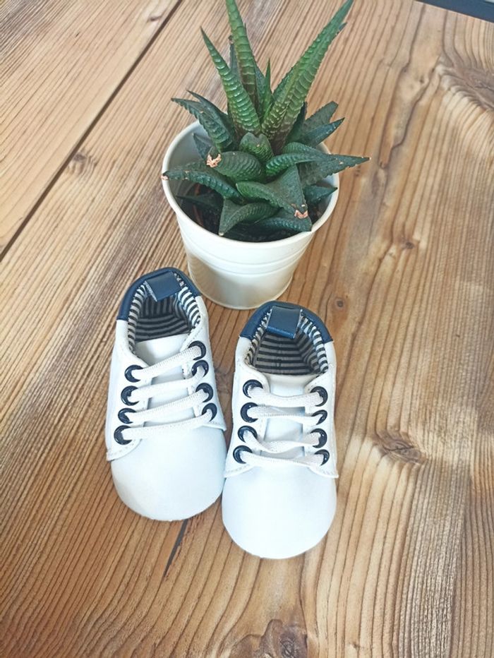 Petites baskets blanches mixtes