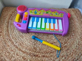 Piano musical Fisher Price 