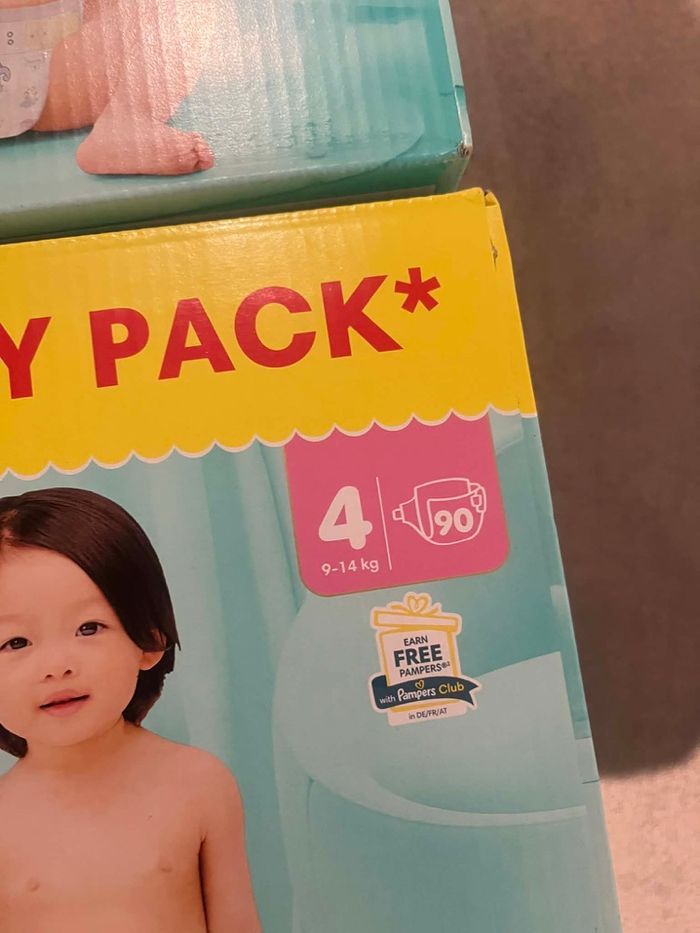Pampers Premium taille 4 maxi pack (2 cartons) - photo numéro 2