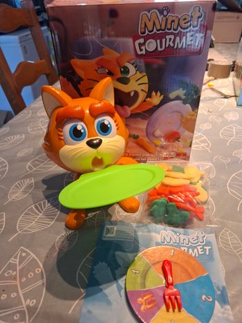 Jeu de société "Minet Gourmet" Entier 