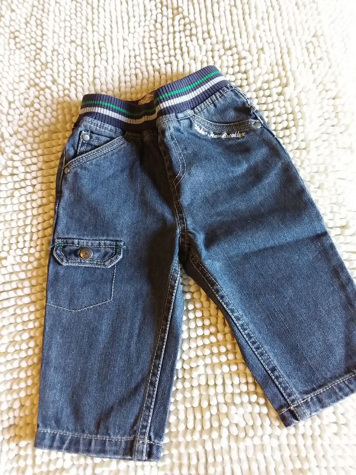 2 pantalons et 2 hauts pour bébé garçon en taille 6 mois - photo numéro 2