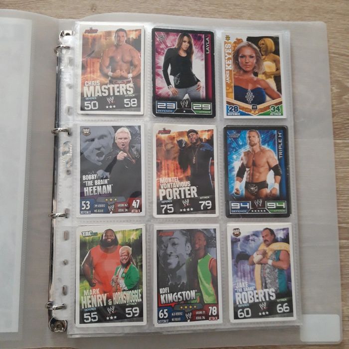 Lot de 88 cartes de catch