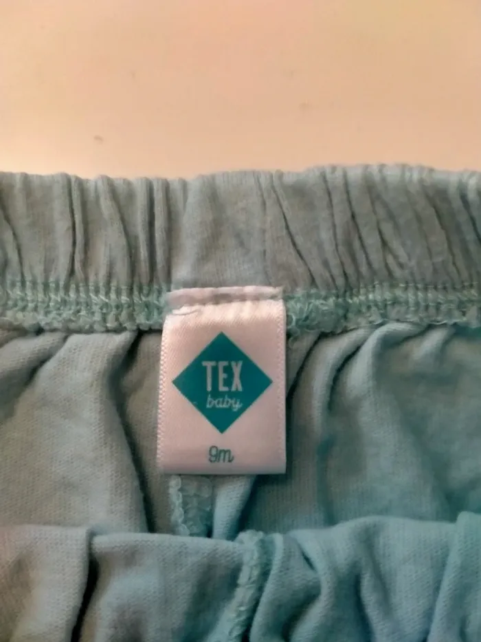Short bébé fille TEX Baby Taille 9 mois - photo numéro 3
