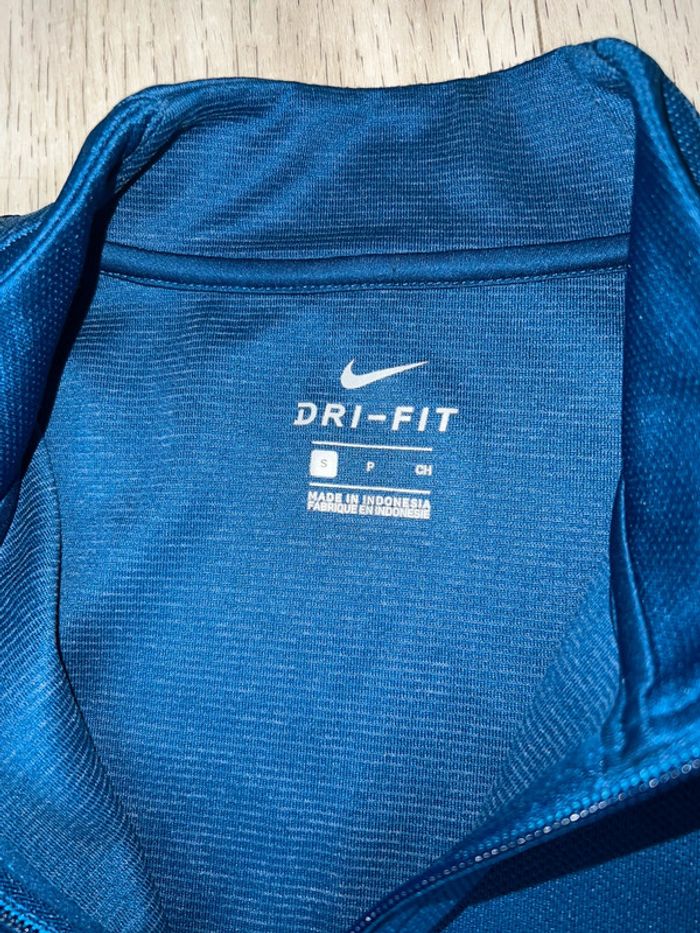 Veste Nike - photo numéro 3