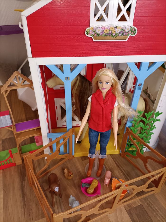 Lot ferme barbie - grange écurie animaux tracteur barbie - photo numéro 8