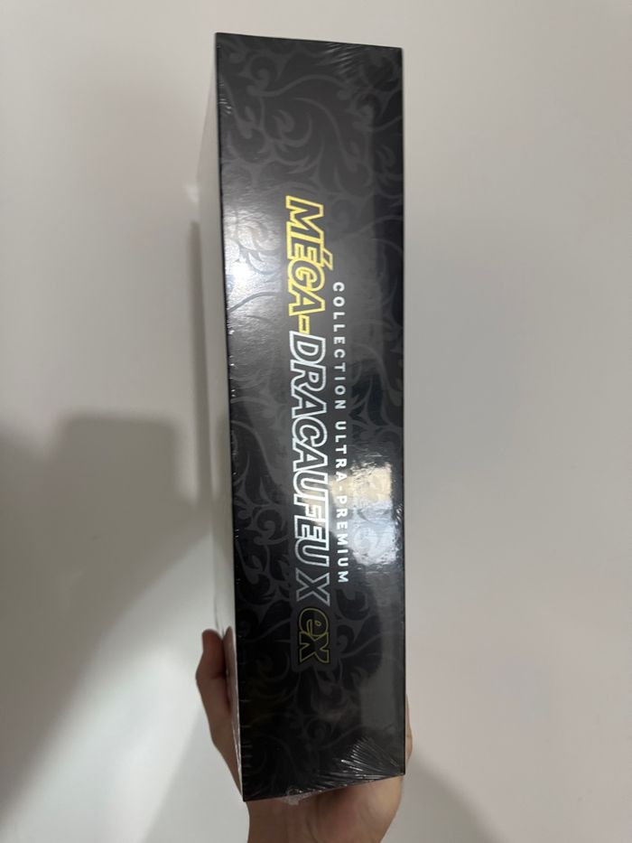 Coffret upc Pokémon dracaufeu neuf scellé - photo numéro 2