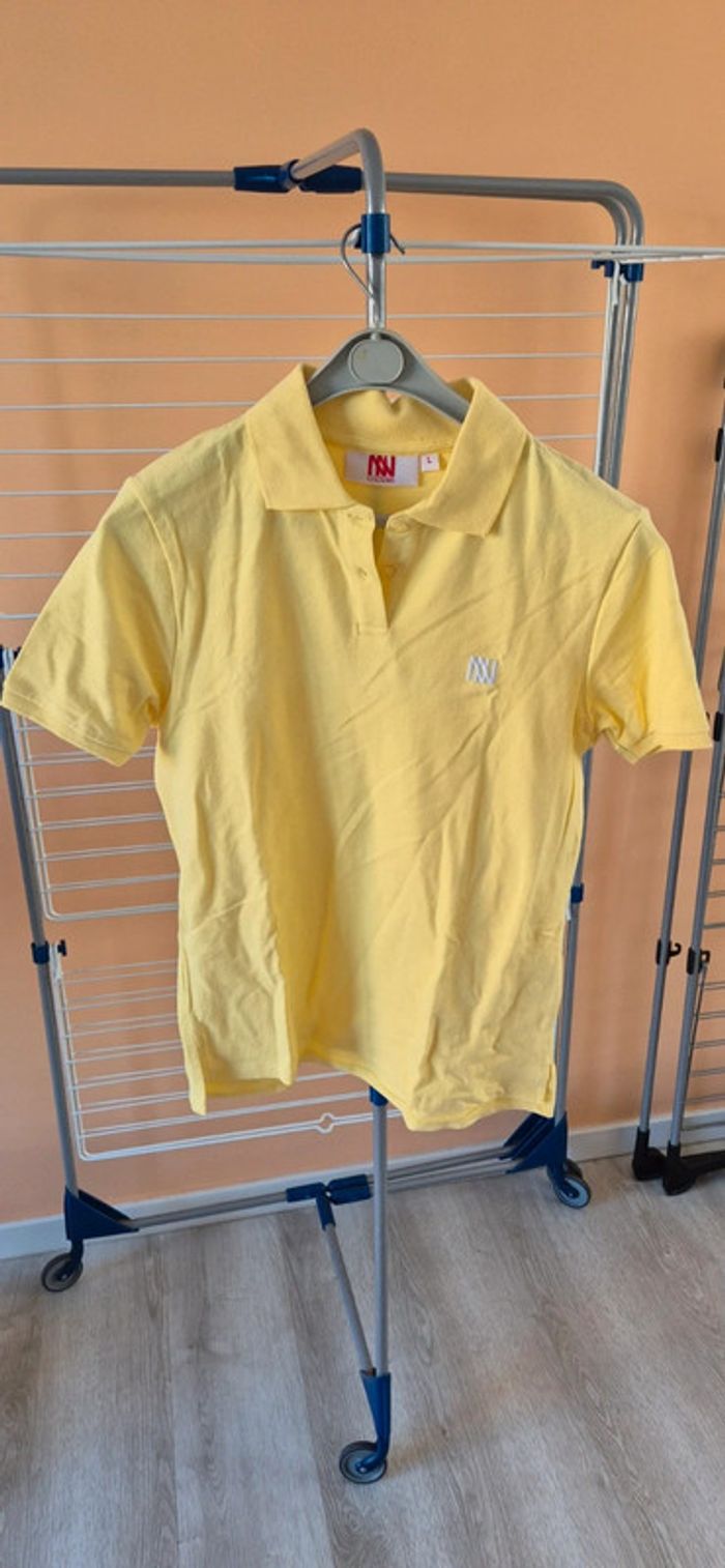 Polo jaune