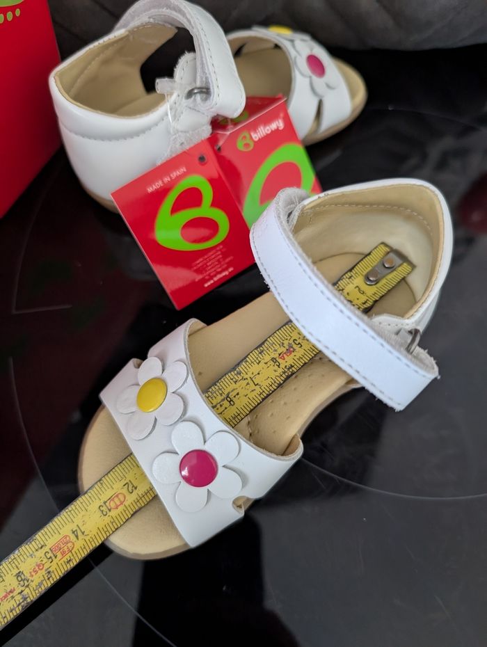 Sandales d'été fille tout cuir. Taille 20 grande. Neuf. Billowi - photo numéro 8