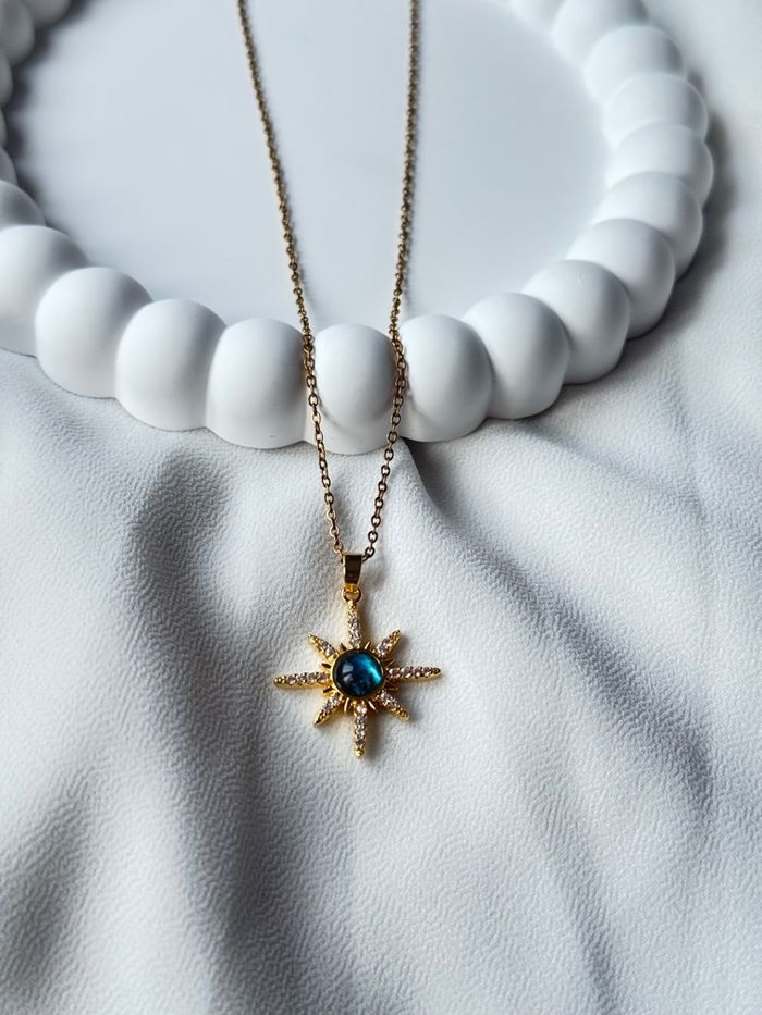 Collier Solaire en Acier Inoxydable Or – Pendentif Étoile & Pierre Bleue - photo numéro 3