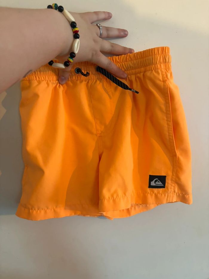 Short orange