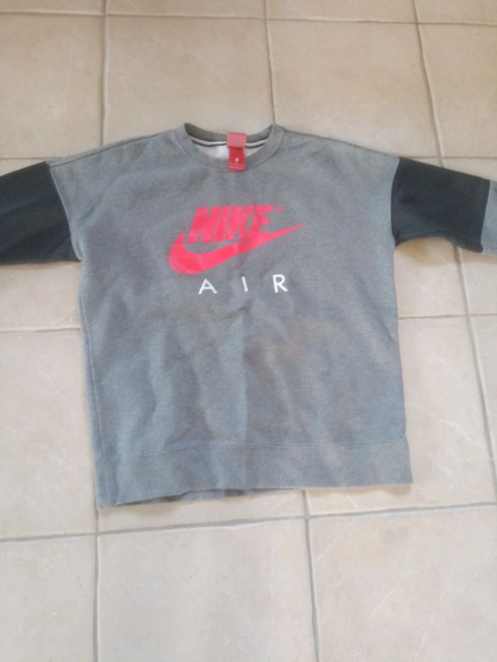 Magnifique pull Nike homme - photo numéro 2