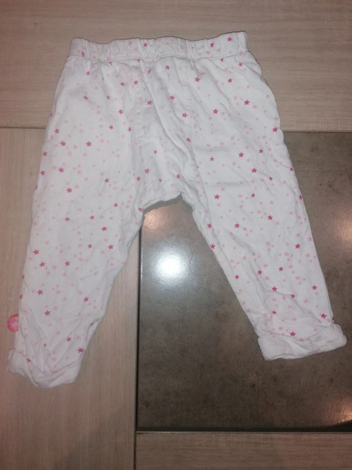 Pantalon / Disney Baby / 9 mois - photo numéro 2