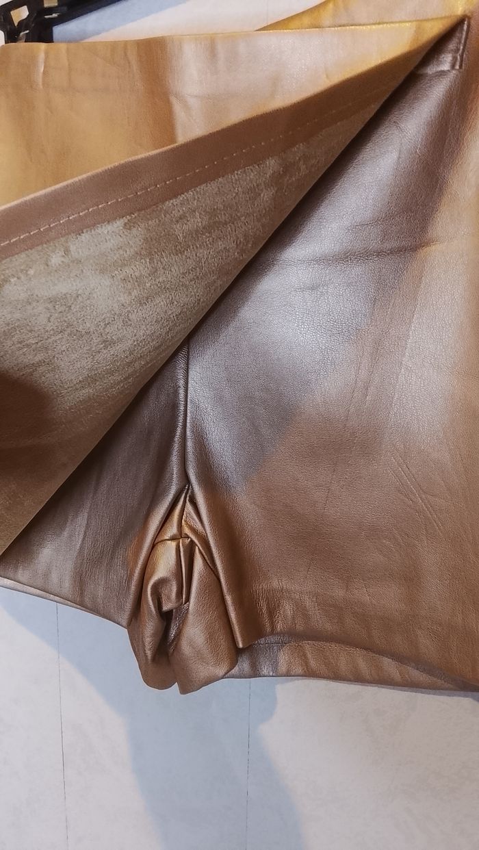 Jupe short doré  Oraije - photo numéro 5