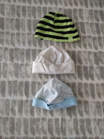 Lot de 3 bonnets naissance