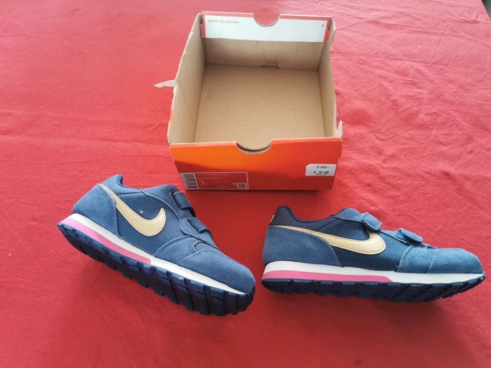 Basket nike md runner 2 bleu daim et jean neuve - photo numéro 11