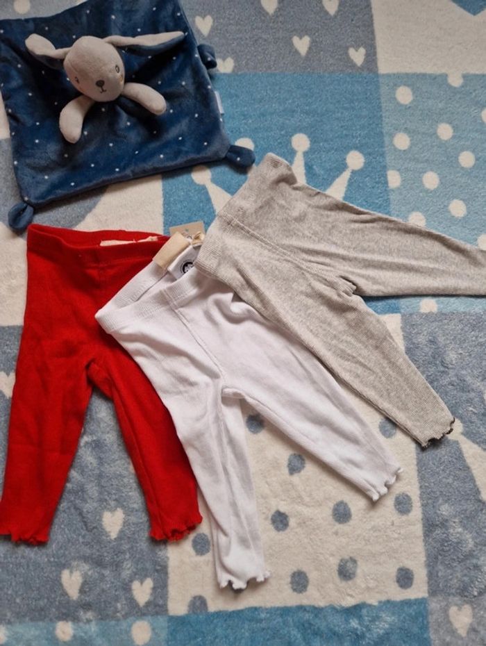 Lot de 3 leggings 2 - 6 mois neuf