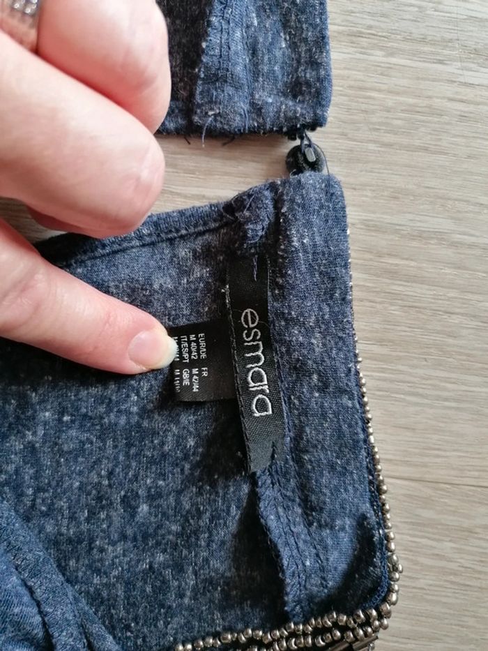 Tee shirt col perles - photo numéro 4