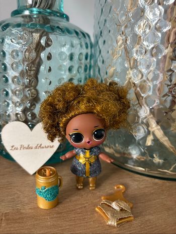 Poupée lol surprise