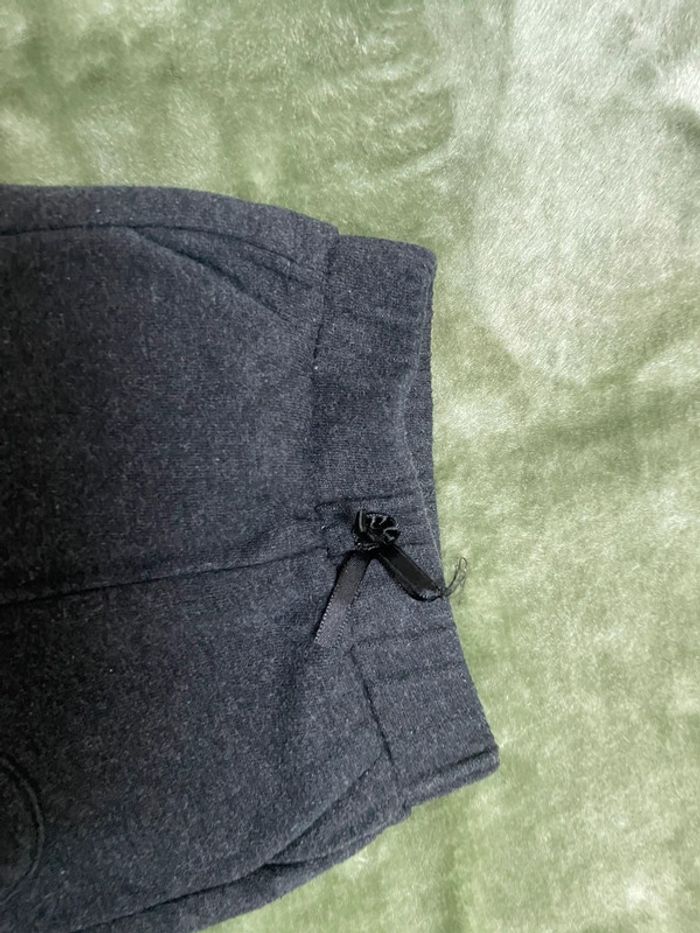 Pantalon jogging gris - photo numéro 2