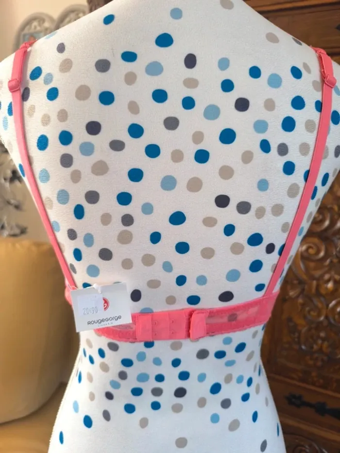 Joli soutien gorge dentelle corail - photo numéro 4