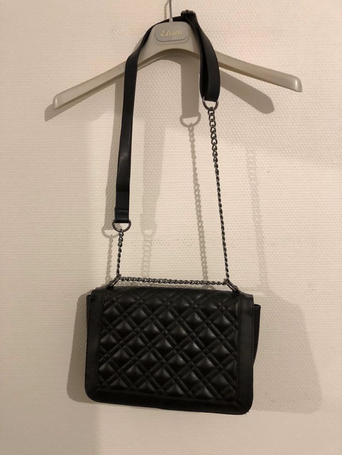 Sac chaîne porté épaule - photo numéro 2