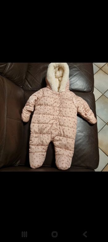 combinaison chaude fille taille 3 mois