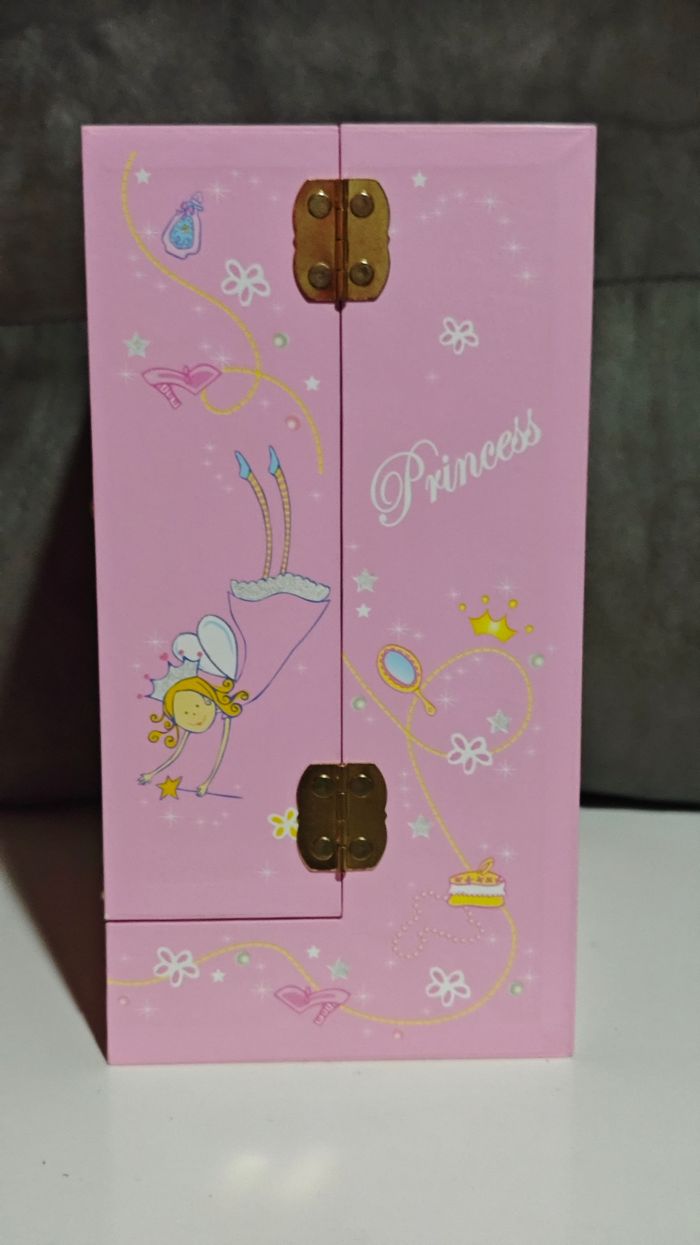 Grande Boite à Bijoux Musicale Armoire princesse Trousselier - photo numéro 5