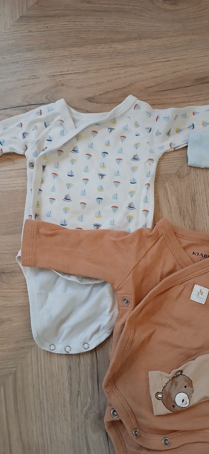 Lot 4 bodies manches longues - photo numéro 5