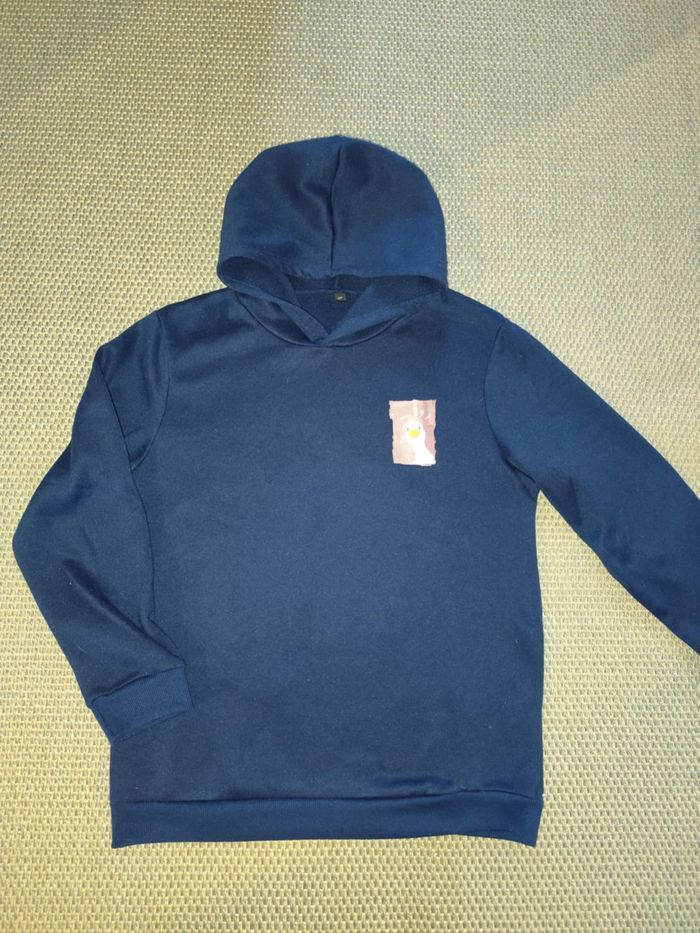 Sweat fille en 13 ans , très bon état - photo numéro 2