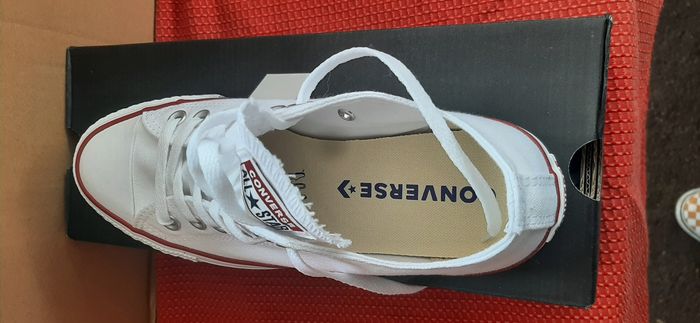 Converse basse blanche - photo numéro 9