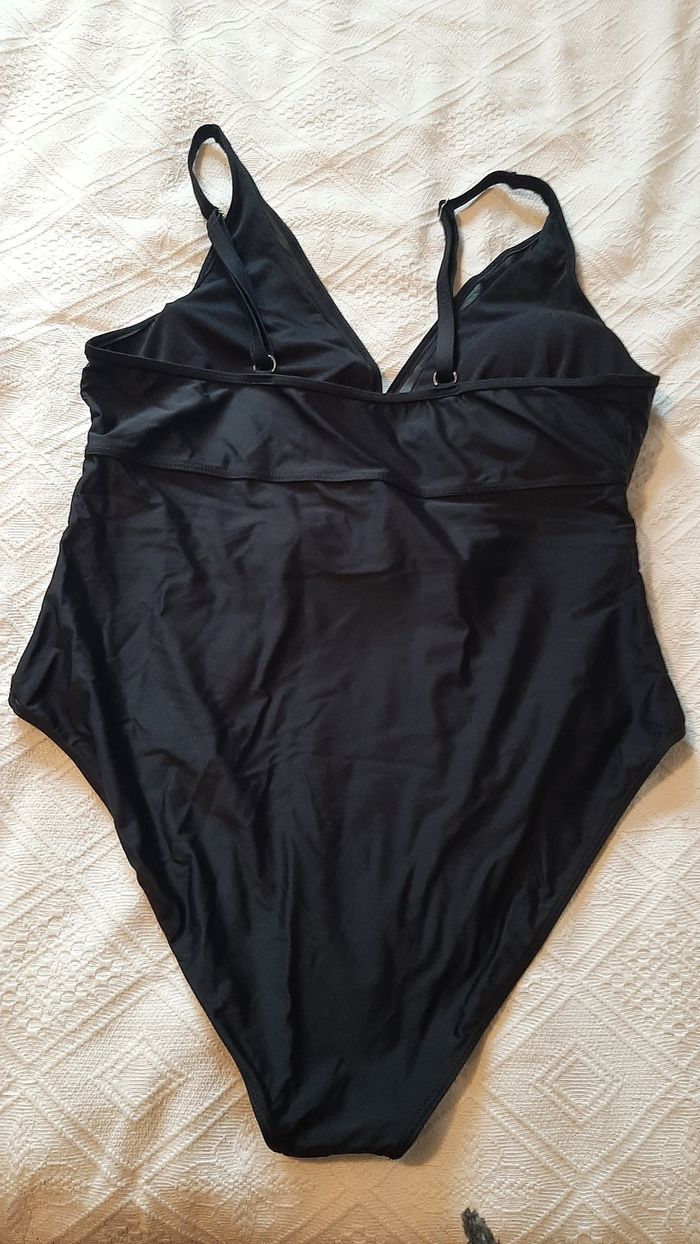 Maillot de bain - photo numéro 2