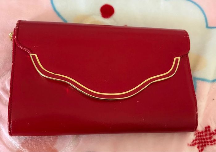 Pochette rouge