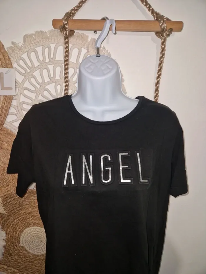 Tshirt 🚺 - photo numéro 2