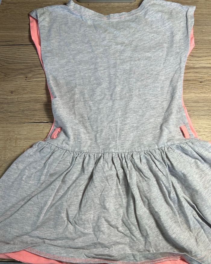 Robe grise et rose - photo numéro 2