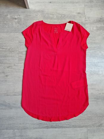 Top blouse décolleté en V fushia Camaïeu XS neuf avec étiquette
