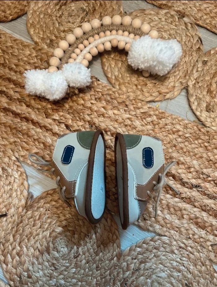Chaussures bébé 16/17 - photo numéro 2