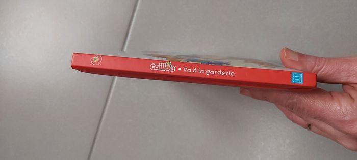 Caillou va à la garderie - photo numéro 2