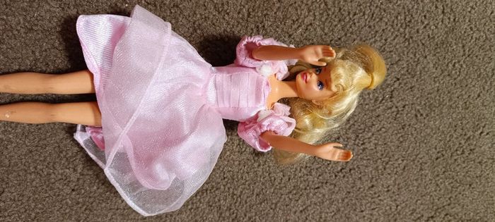 Barbie robe de soirée années 80/90 - photo numéro 5