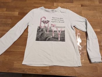 Pull léger fille environ 12-14 ans